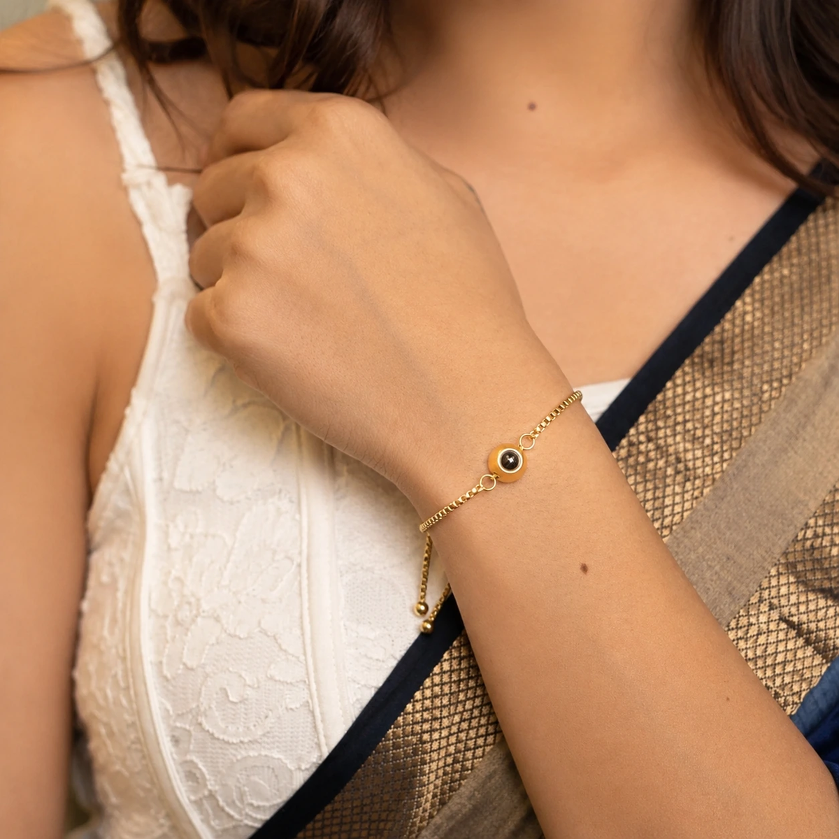 Women's Chain Bracelet - Murugar Photo Inside